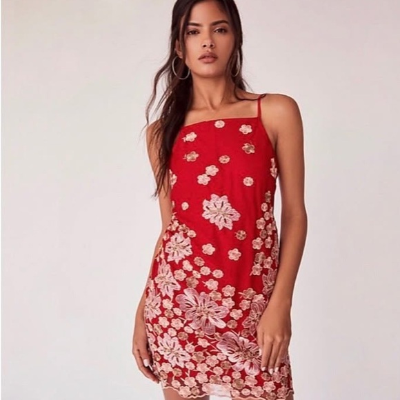 Free People x Backstage Australia Red Floral Dress Embroidered Lace Lined Sz M - Picture 14 of 15